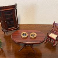 Sala pranzo in miniatura, vintage