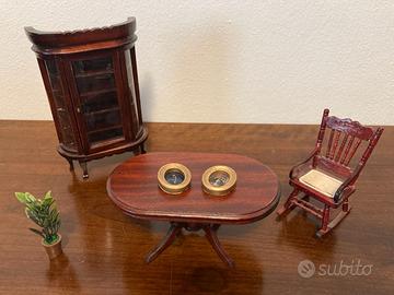 Sala pranzo in miniatura, vintage