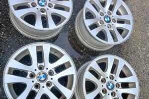 Cerchi originali 16 pollici per BMV