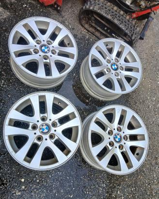 Cerchi originali 16 pollici per BMV