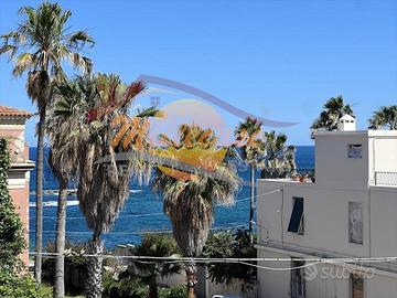 Appartamento con terrazzo zona riviera rif2343