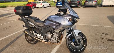 perfetto Yamaha TDM 900