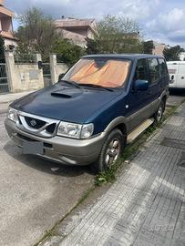 Nissan Terrano 2.7 Td passo lungo