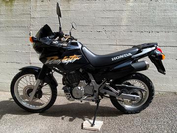Honda nx 650 Dominator