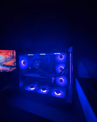Pc gaming  5080 / i5 13500/ ddr5/ 5 TB 4+1