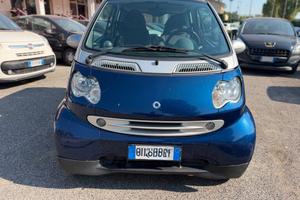 Smart ForTwo 700 coupé pure (45 kW)