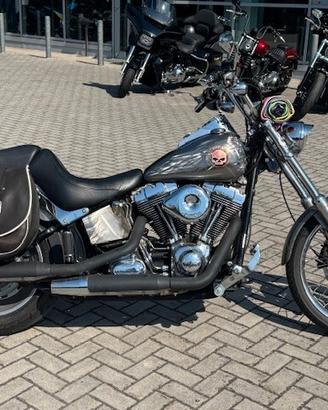 H-D FXSTC Softail Custom