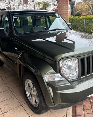 Jeep Cherokee 2.8 CRD DPF Sport