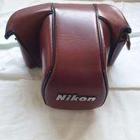 custodia cuoio Nikon