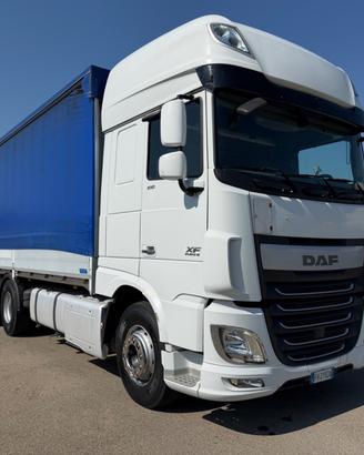 Autotreno centinato DAF XF 106.510 + rimorchio zor