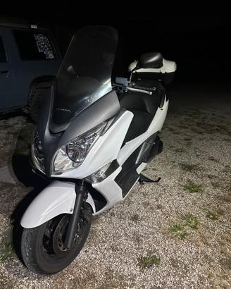 Honda Silverwing 400