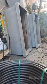 Fioriere e struttura sottovaso con rotelle