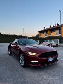 FORD MUSTANG 2.3 - USA