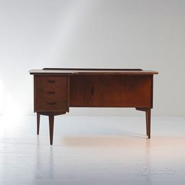 Scrivania Boomerang A10 – Design Scandinavo Anni ’