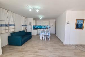 Bilocale elegante e curato centro Budoni
