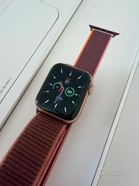 Apple Watch Series 6 40mm GPS Gold
