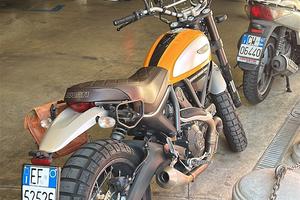 ducati scrambler 800 super accessoriata