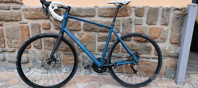 Bici da strada Triban RC120 