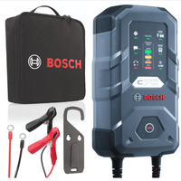 Bosch C70 Caricabatterie per Auto, 12 V - 24 V / 1