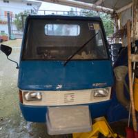 Ape Piaggio Tm703. E transpallet manuale