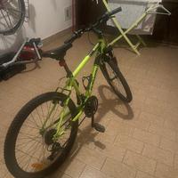 Bicicletta B-Twin RockRider 24" Giallo Fluo