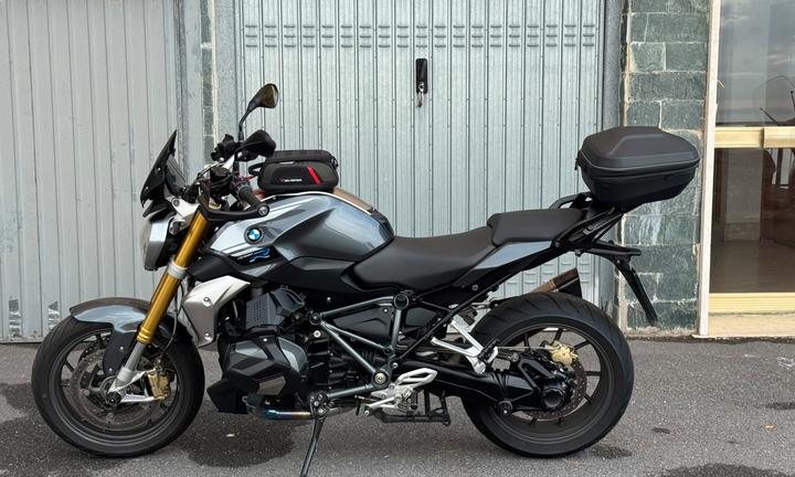 BMW R1250R Exclusive 2021