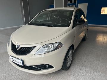 Lancia Ypsilon 1.2 69 CV 5 porte Gold