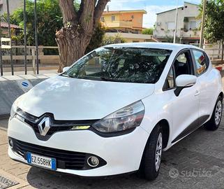 Renault Clio 1.5 dCi 8V 75CV 5 porte Autoscuola