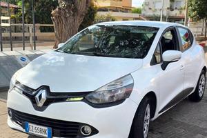 Renault Clio 1.5 dCi 8V 75CV 5 porte Autoscuola