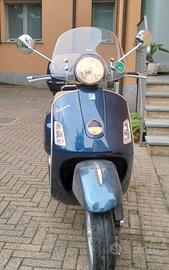 Vespa GTS 250 ie