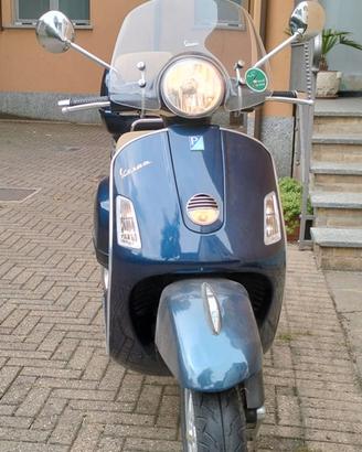 Vespa GTS 250 ie