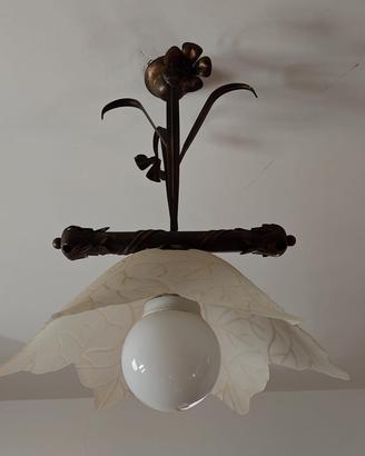 lampadario fiore in ferro battuto e legno 