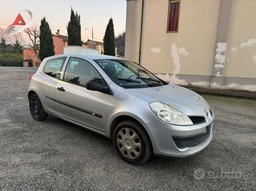 Renault Clio Storia 1.2 3 porte Dynamique
