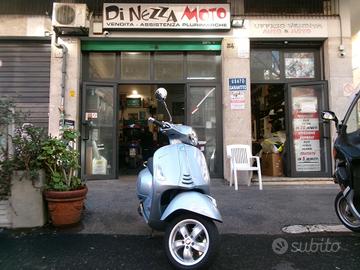 Piaggio Vespa 300 GTS hpe ABS