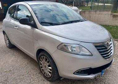 Lancia Ypsilon III 1.2 69cv
