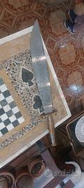 arredamento piante grasse e divano in pelle