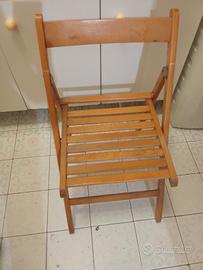 Sedia pieghevole vintage in legno