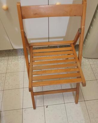 Sedia pieghevole vintage in legno