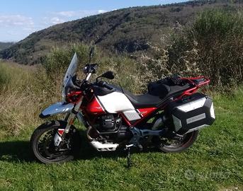 Moto Guzzi V85 TT - 2020