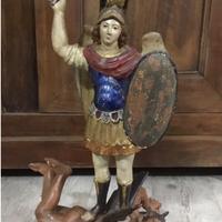 Scultura Arcangelo Michele schiaccia Satana