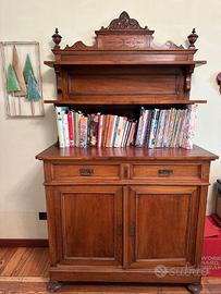 Credenza in legno massello, stile liberty,