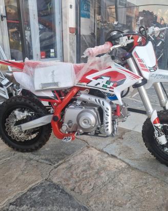 Pit Bike Thunder 70 - Casco omaggio