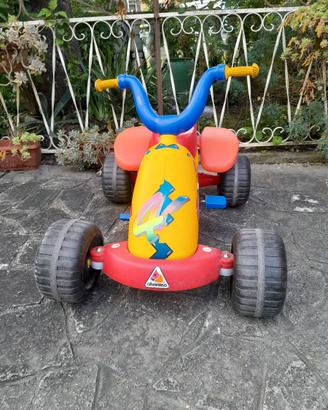 Quad triciclo a pedalo