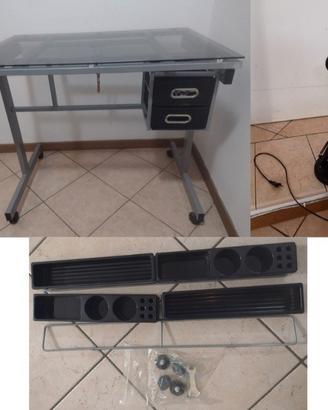 Tavolo da disegno con accessori+ lampada da tavolo
