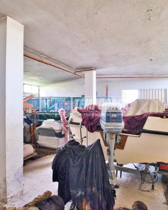 MAGAZZINO/lABORATORIO A ROMENTINO