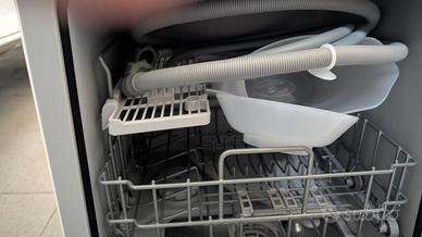 COMFEE' Mfd42S110W-It Lavastoviglie A Libera Insta