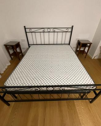 Letto matrimoniale in ferro