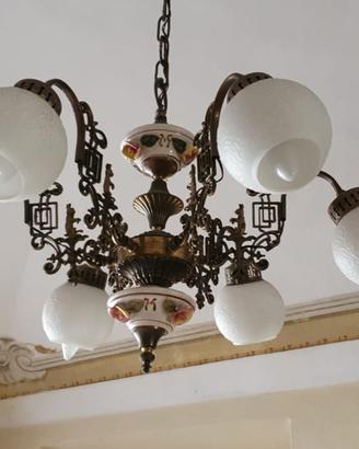 Antiquariato LAMPADARIO METALLO/CERAMICA DECORATA