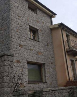 Immobile in asta di 397 m² con più di 5 locali e b