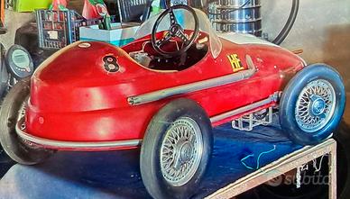 Auto giordani elettrica anni 60